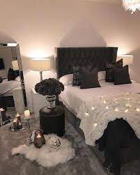 Pin By Bella Rush On Bedroom Ideas Small Master Bedroom Aesthetic Bedroom Master Bedrooms Decor