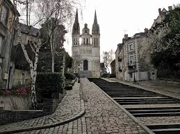Angers info, l'essentiel de l'info angevine en ligne et en direct 24h /24 7j/7 numéro 1 depuis 10 ans sur les réseaux sociaux. Angers Map Of Angers 49000 Or 49100 France