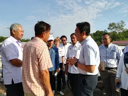 27,960 likes · 3,085 talking about this. Lkim Twitterissa Yb Tuan Sim Tze Tzin Timb Menteri Moa Diiringi En Untong Keri Timb Ketua Pengarah Lkim Melawat Ke Jeti Lkim Bukit Pelanduk Penambang Moa Lkim Revolusionerindustriperikanan Https T Co L66jwrzhiv