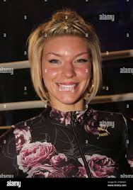 Nina Boxer's Instagram, Twitter & Facebook