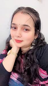 Aishwarya Gopal's Instagram, Twitter & Facebook