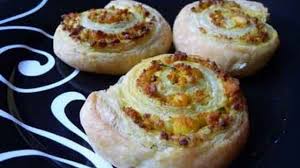 Cooking tips easy recipes indian appetizers indian snacks. Indian Party Appetizer Paneer Pinwheels Cooking Videos Grokker