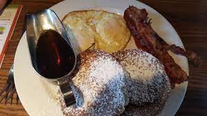 Le california avocado blt omelette. Eggs Benedict Over Corned Beef Hash Picture Of Mimi S Cafe Anaheim Tripadvisor