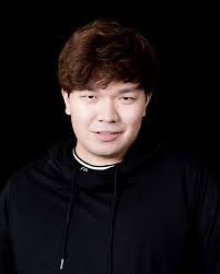 Jason Sin's Instagram, Twitter & Facebook