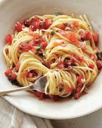 Pasta With Fresh Tomato Sauce Recipe Recipe Fresh Tomato Pasta Healthy Recipes Recipes