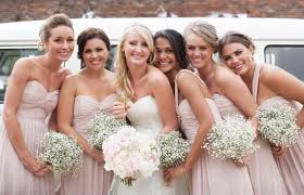 Beberapa buket lainnya seperti bunga mawar juga sering dipesan. 15 Jenis Bunga Pengantin Dengan Harga Murah Tws Florist