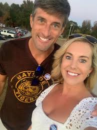 Early voting ✓ Took about an hour but went very smoothly & worth it! 🇺🇸