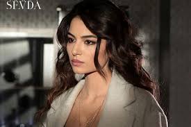 Amor Eterno 10 Datos Que Quiza No Sabias De La Telenovela Turca Kara Sevda Turquia Estados Unidos Fama Mag