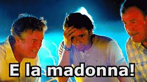 Non solo perché qui ha vissuto e si è formato artisticamente, ma anche perché molti dei suoi successi cinematografici, come 'il ragazzo di campagna' «penso di aver capito a quale allude». E La Madonna Renato Pozzetto Cavolo Pero Gif Holyvirgin Renatopozzetto Wow Discover Share Gifs