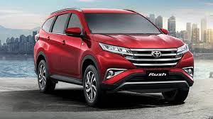 It is available in 6 colors, 3. Toyota Rush 2018 A Brief Look Into All 3 Variants Pakwheels Blog