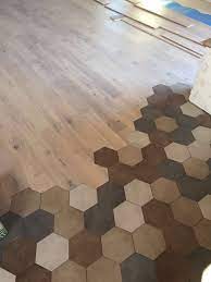 piastrella esagonale marazzi clays vs parquet rovere capuccino iperceramica flooring wooden flooring kitchen flooring