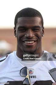 33 Photos & High Res Pictures