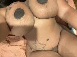 Fineassmercedes Sucking my own nipples because youre not here to help xxx  onlyfans porn videos