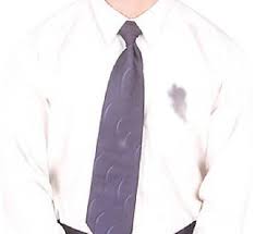 Sollte der fettfleck im teppich eingetrocknet sein, versuchen sie es wie bei kleidung zuerst mit mineralwasser. Fettflecken Entfernen Auf Kleidung Und Leder Philognosie