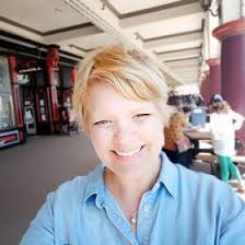 Elizabeth Cantrell (elle_cantrell)