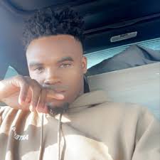 Olivia Whaley (@Olivia18whaley)