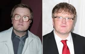 Family promise 'war' over 'Traveller King's' extravagant £200,000 grave  with statue & jukebox as council plots removal |