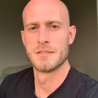 70+ Profile mit dem Suchbegriff „Liptak“