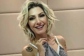 Genealogy for antonia fontenelle family tree on geni, with over 200 million profiles of ancestors and living relatives. Antonia Fontenelle Critica Enteadas E Flavia Alessandra Protetor Na Globo Veja