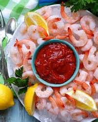 Heck i can buy an already made up shrimp cocktail platter! why do you want me to work?!?! because it tastes better when you do it this way. Pretty Shrimp Cocktail Platter Ideas Kick Off Your Holiday Meal With These Easy Appetizer Ideas I M Serving Up Some Huge Cocktail Shrimp Tonight I Ve Displayed The Shrimp In Various Ways