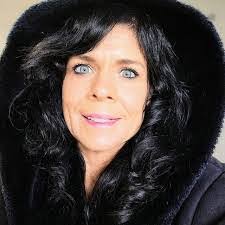 Cherry Hogan's Instagram, Twitter & Facebook