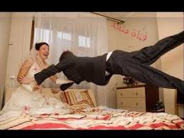 ماذا يحدث ليلة الدخلة ولماذ يشعر الزوجين بالتوتر والقلق 18 الجزء الاول Youtube