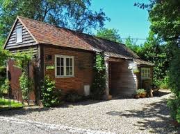 Elegant Holiday Cottages In Gallery In 2020 Luxury Holiday Cottages Cottage Cottage Design