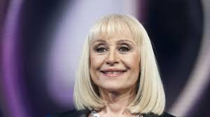 La reconocida presentadora murió este lunes en italia. 1zftdjigglubbm