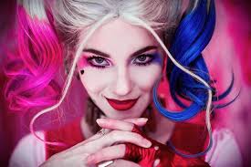 New Cosplayer On The Block Turning Heads as Harley Quinn (Suicide Squad  Movie Cosplay)
