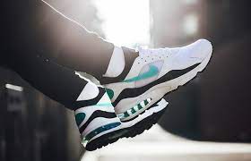 Stockx is the stock market of things where you can buy and sell deadstock sneakers and shoes including real yeezys, adidas ultra boost, retro air jordans, nike air max and new releases. Nike Air Max 93 Dusty Cactus 306551 107 Fastsole