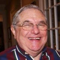 300+ perfiles de «Pollis»