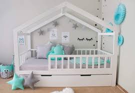 Für mehr lagerraum gibt es auch kastenbetten mit herausziehbaren schubladen. Hausbett Kopenhagen Plus Kinderbett 1433 Minimidi Design Kinder Bett Kinderschlafzimmer Kinder Zimmer Madchen