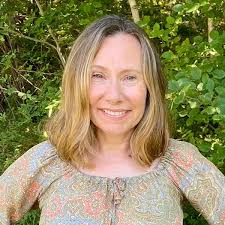 The Company You Keep: The Contagiousness of Happiness: Flynn, Avery Jo:  9798343663204: Amazon.com: Books