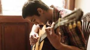Download lagu mengintai dari tirai kamar mp3 gratis 320kbps (3.23 mb). Chord Gitar Dan Lirik Lagu Mengintai Dari Tirai Kamar Exist Yang Memutih Menjadi Permaidani Tribun Manado