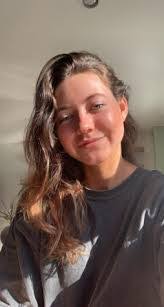 Heather Pullman's Instagram, Twitter & Facebook