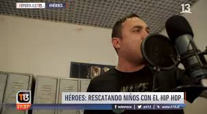 Robertito merece esto y mucho más. Sename Valparaiso A Twitter Maravilloso Reconocimiento De T13 A Roberto Herrera De Arte Elegante En La Seccion Heroes Y Su Exitoso Taller De Hip Hop Que Descubre Las Habilidades De Improvisacion Y