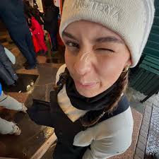 Profile for Holly Martin Artistry