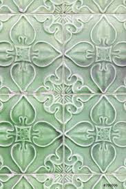 Grün ist die farbe der ruhe und hoffnung. Typisch Grune Fliesen Lisbon Foto Vorratig Crushpixel