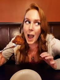 Most people who go out to eat...take a pretty picture of their food. I'm  not most people lol. I went to town