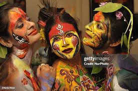 421 Airbrush Body Stock Photos, High-Res Pictures, and Images