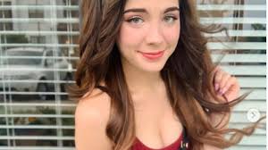 Quién es Staryuuki: la joven que arrasa en las redes con millones de  seguidores