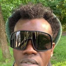 Kanye West's wife, Bianca Censori wore a fur coat and a big hat to  entertain her stepchildren because Kanye West promised to give her 30% of  his assets if she made his