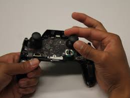 However, it is also one of the more expensive pads on the market compared to those paired with rival consoles at £59.99 / $69.99. Nintendo Switch Pro Controller Joystick Caps Replacement Ifixit Repair Guide