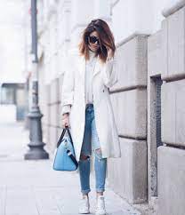 Street Style Photo White Converse Outfits How To Wear White Converse Winter Fashion Outfits