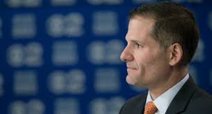 689,618 likes · 8,910 talking about this. With Video Molinaro Hints At Another Campaign