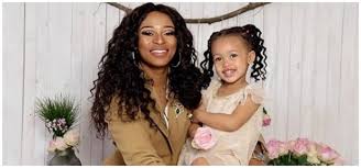 May 26, 2021 · it is no secret that it takes discipline and hard work to achieve your desired body weight or results and it seems miss geekays is ready as she has also revealed that she has joined a class of fitness swimming. Dj Zinhle And Kairo Support Aka At Touch My Blood Listening Session Drum