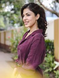 Her zodiac sign is cancer. 26 Images Of Rhea Chakraborty Ranny Gallery