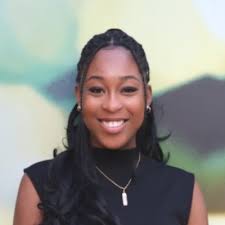 This past Friday, our team spent the day preparing for Intern Orientation  Day. We are thrilled to welcome our Lauder Summer 2023 Interns tomorrow!  This is my second cycle working