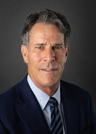 Steve Henman's Instagram, Twitter & Facebook