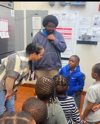 Kindergarten is taking their research into restaurants quite seriously!  Shout OUT to @burgerking for supporting the learning of our students.  #sbcsstrong #supportsbcs #expertadvice